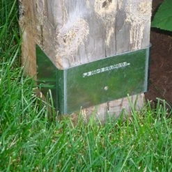 Top 10 𧨠Galvanized Steel Fence Post Guard 5.5 in. L x 5.5 in. W x 3 in. H for Wood by Fence Armor β 11 Top 10 𧨠Galvanized Steel Fence Post Guard 5.5 in. L x 5.5 in. W x 3 in. H for Wood by Fence Armor β -Cheap Fence Gates Plus Store fence armor fence hardware fa6x6wgsmb 44 1000